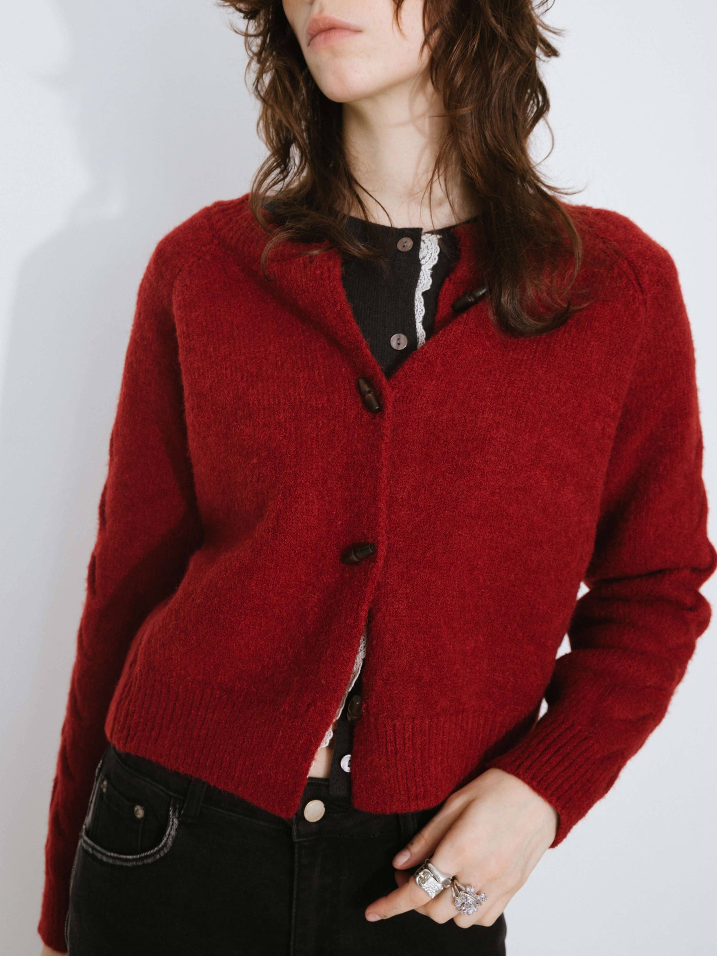 Crew Neck Short Knit Cardigan : DarkRed / UN