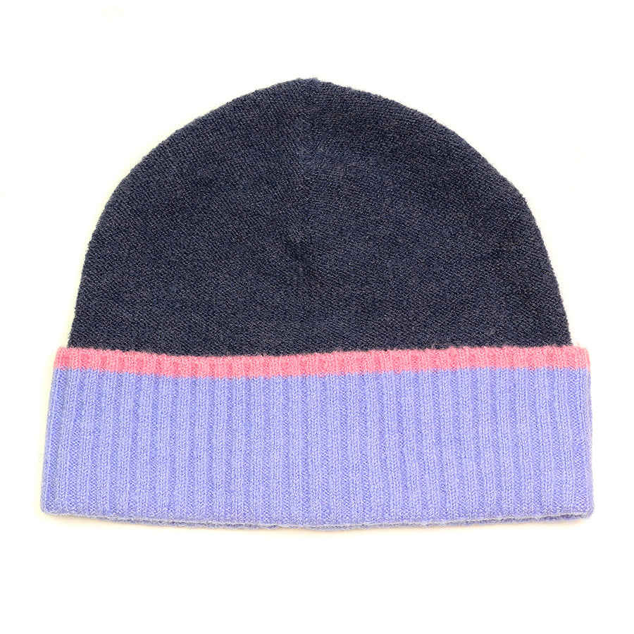 Recycled blend blue beanie with contrast edge