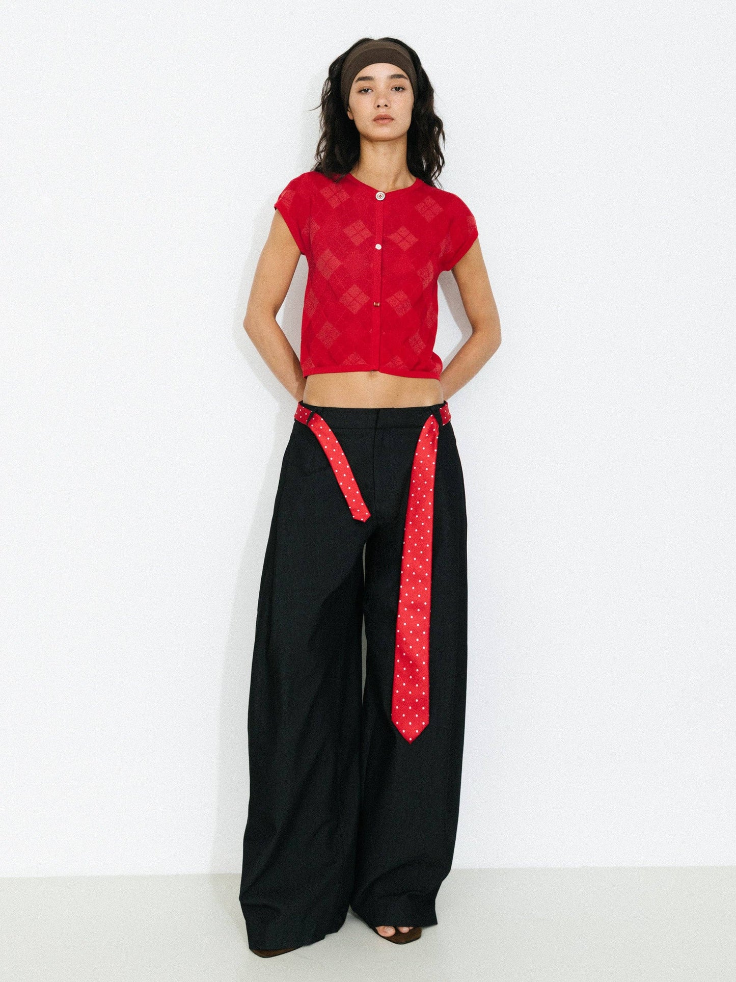 Cropped Knit Short-Sleeve Cardigan: Red / UN