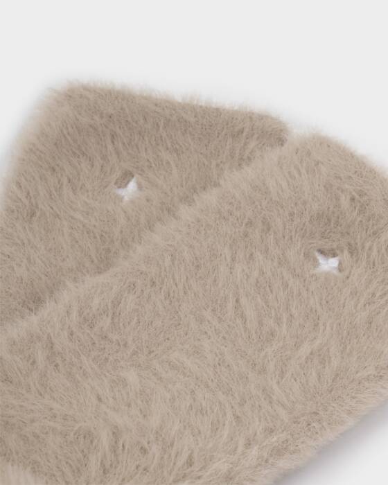 GIFT BOXED FLUFFY SOCKS TAUPE