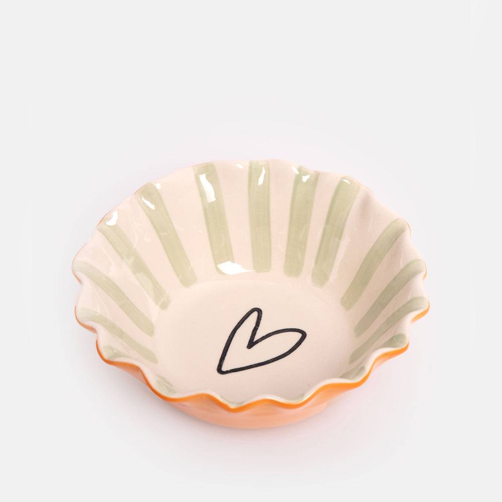 Frilled Bowl heart