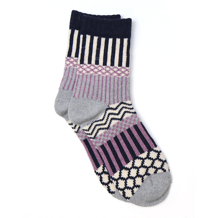 NAVY AND LILAC MIX NORDIC DESIGN MULTI KNIT SOCKS