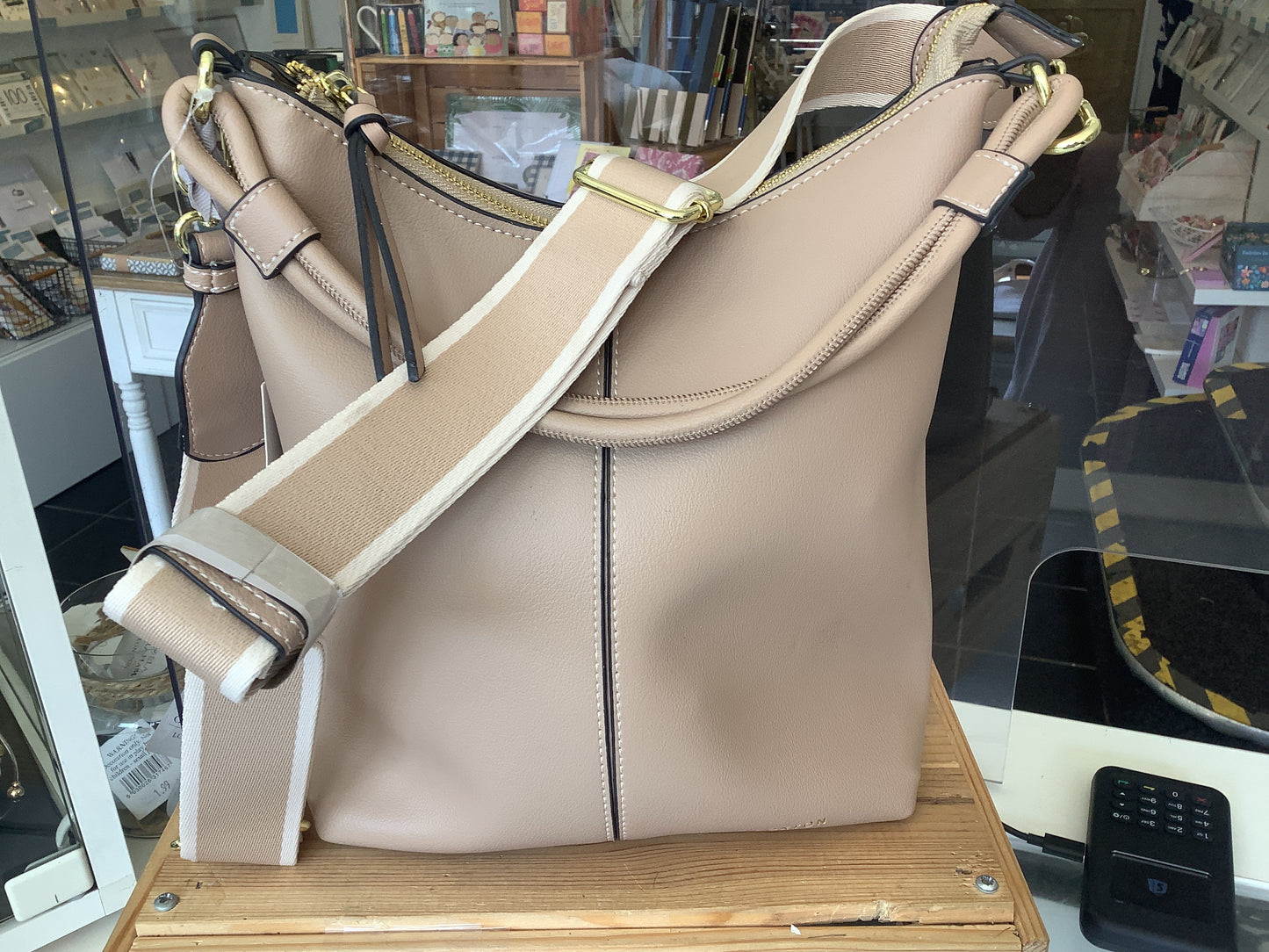 Slim Tote bag Taupe with Black Trim
