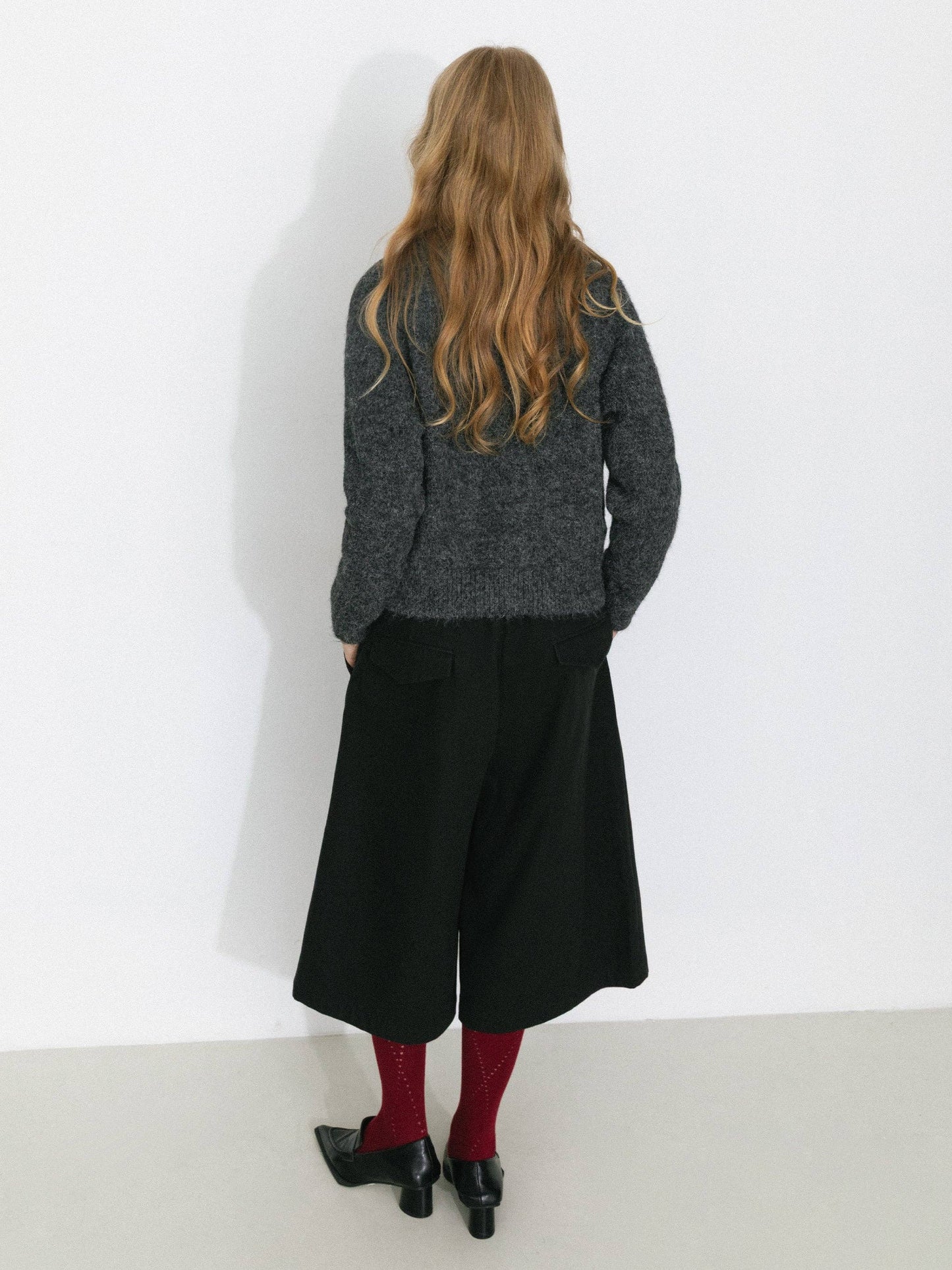 Wool-Blend Contrast Ribbed Cuff Cardigan: Navy / UN