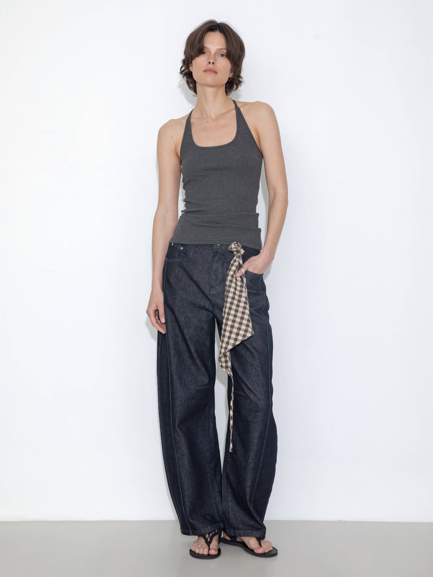 Panelled Loose-Fit Wide-Leg Tapered Jeans: Navy / M