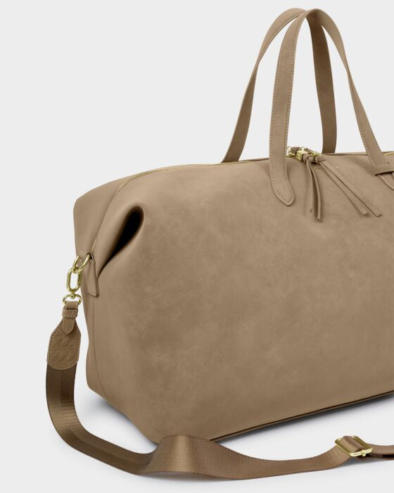 SOHO WEEKEND BAG | Taupe Suedette