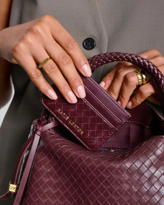 NOVA WOVEN TEXTURED CARDHOLDER CHERRY