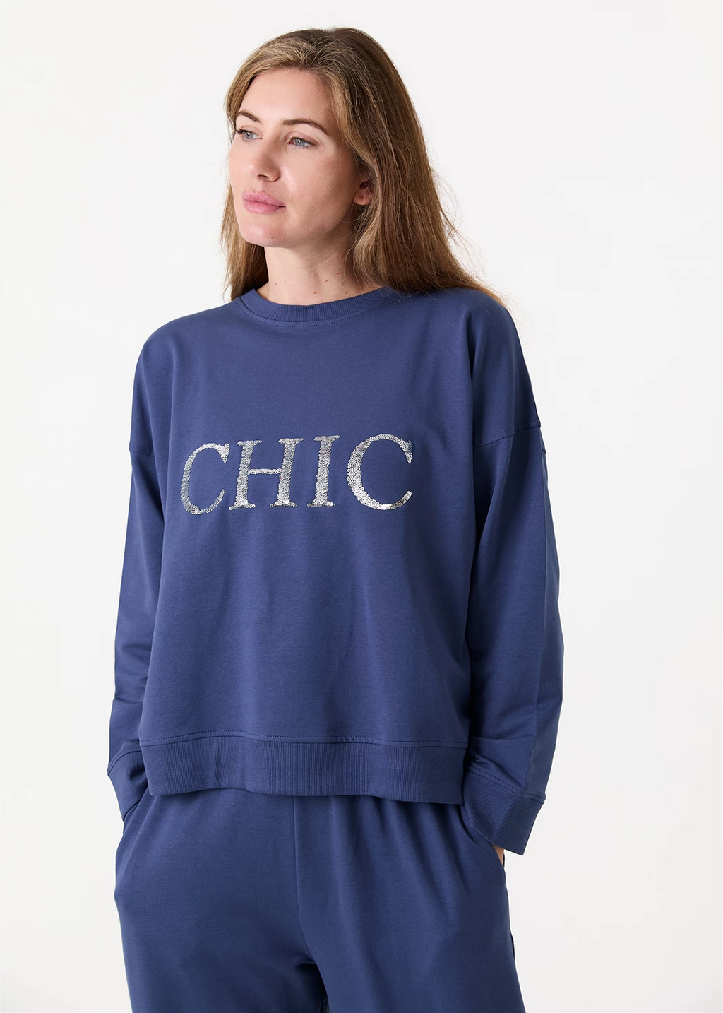 Chic Sequin Crew Neck Sweatshirt