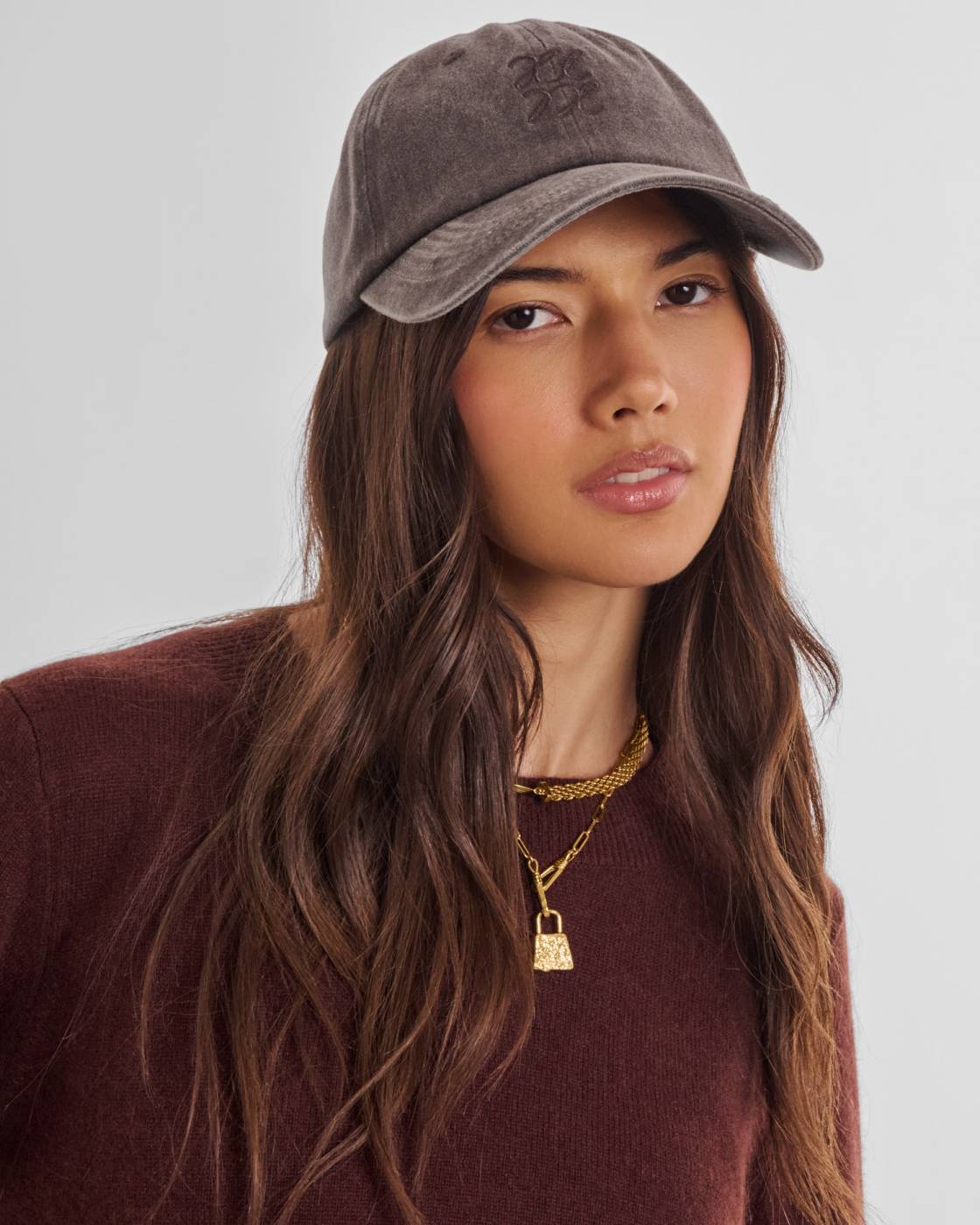 EMBROIDERED CAP CHOCOLATE