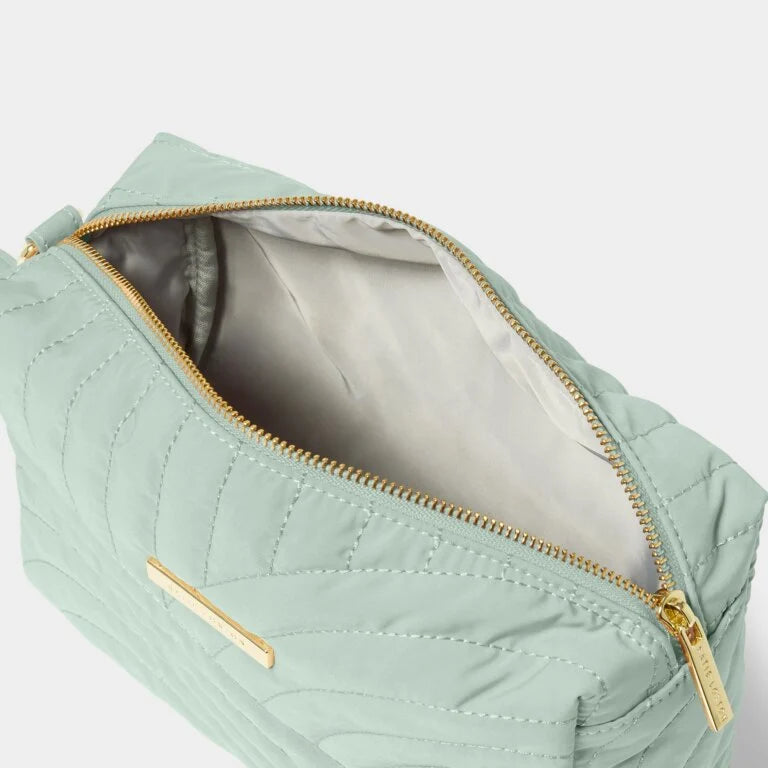 QUILTED WRISTLET ORGANISER LIGHT SAGE