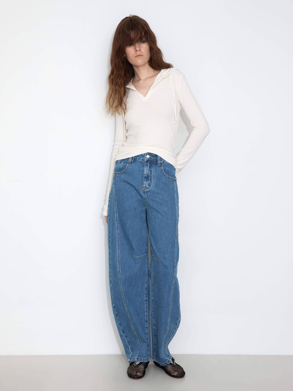 Panelled Loose-Fit Wide-Leg Tapered Jeans: Navy / M