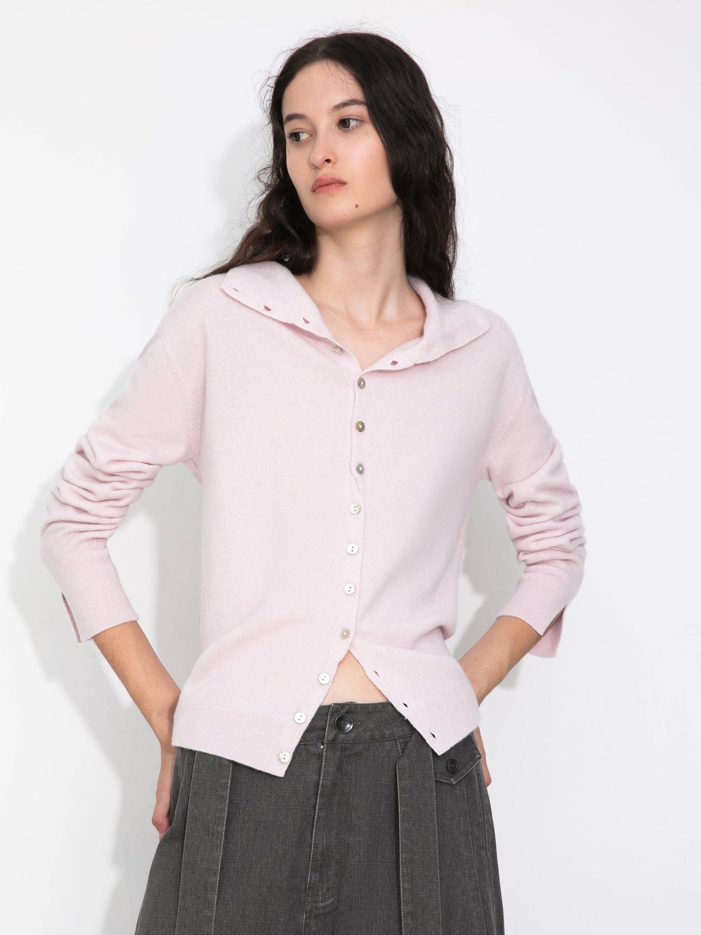Relaxed Knit Cardigan Jacket in 100% Wool: Pink / UN