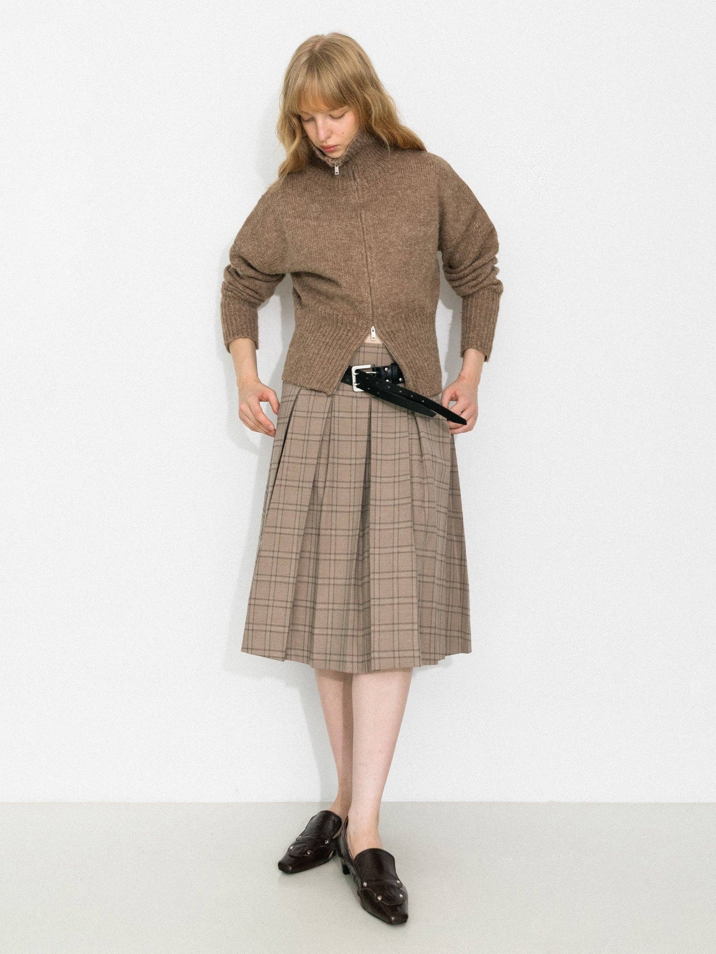 Retro Stand Collar Zip-Up Cardigan: Khaki / M