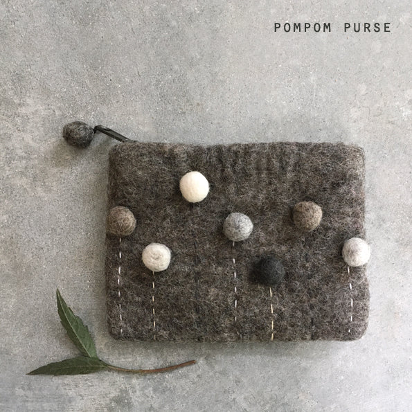 Felt pompom purse - Brown